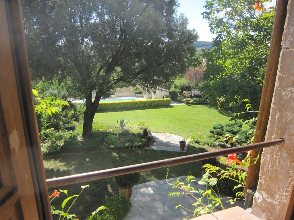 La Frandomiere Bed & Breakfast Saint-Martin-de-Londres Exterior foto