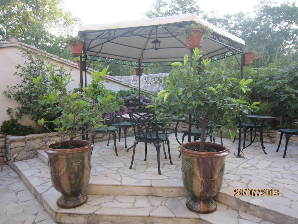 La Frandomiere Bed & Breakfast Saint-Martin-de-Londres Exterior foto